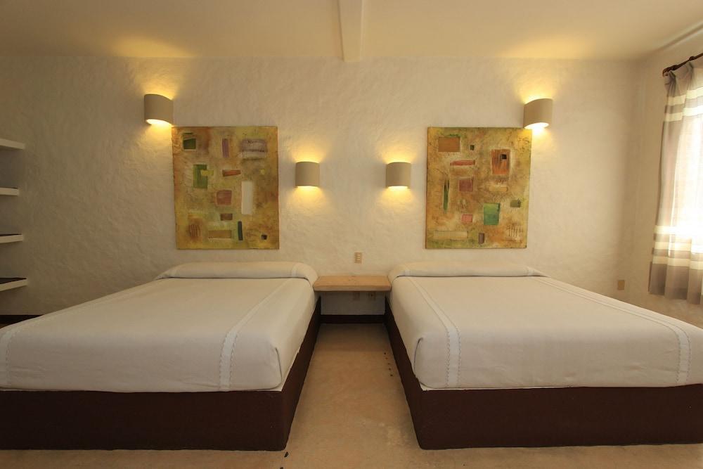 Hotel Plaza Tangolunda Luaran gambar