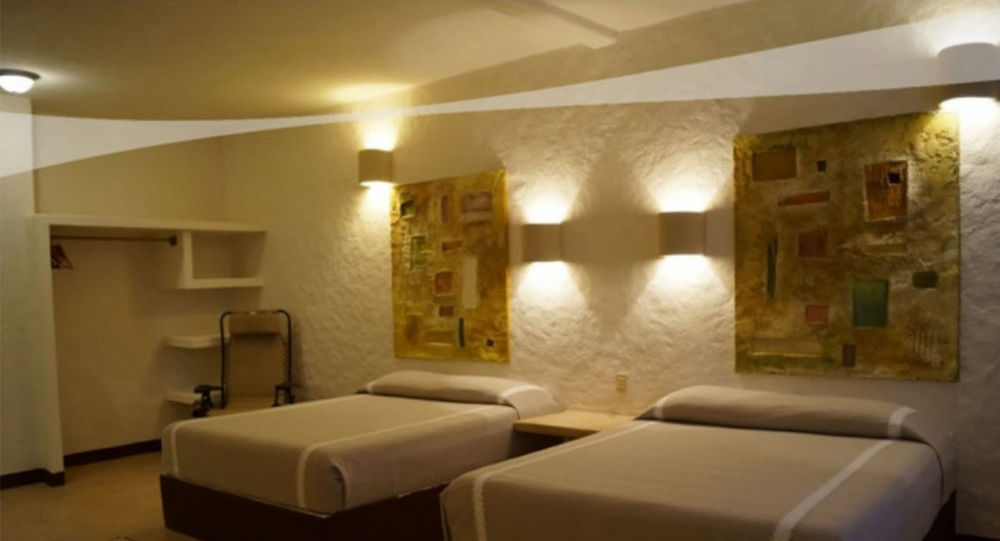 Hotel Plaza Tangolunda Luaran gambar