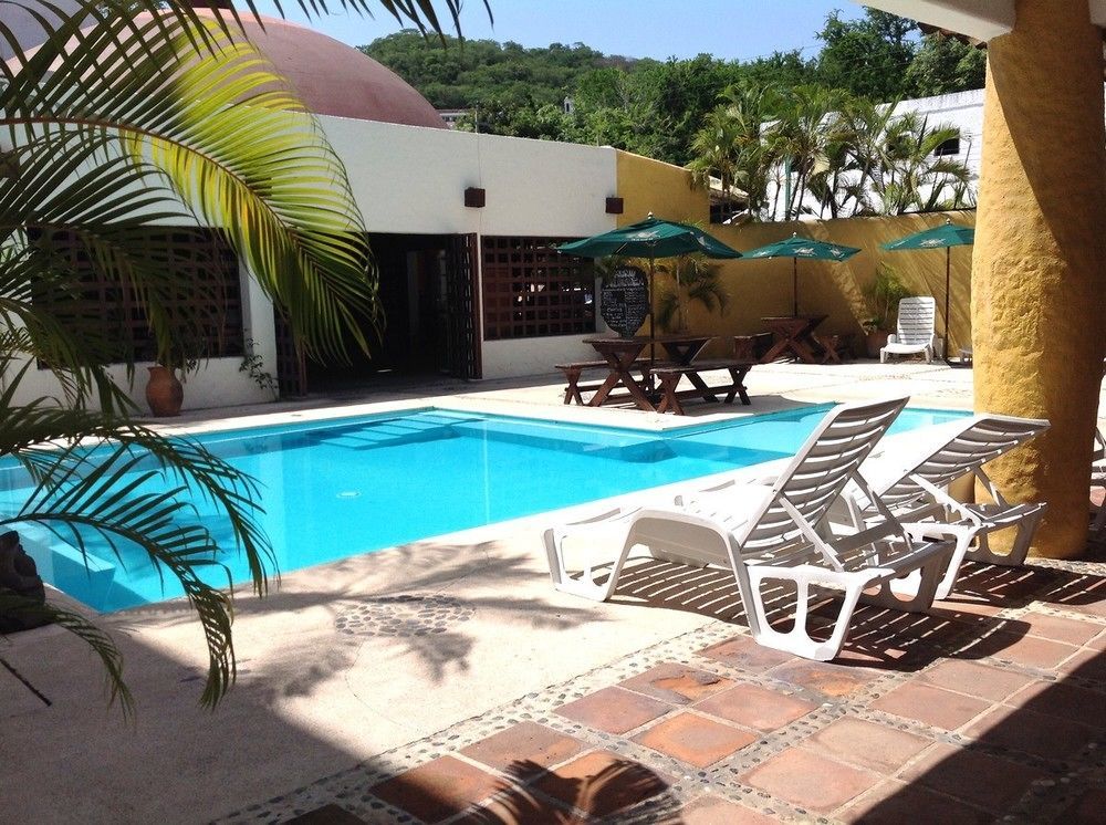 Hotel Plaza Tangolunda Luaran gambar