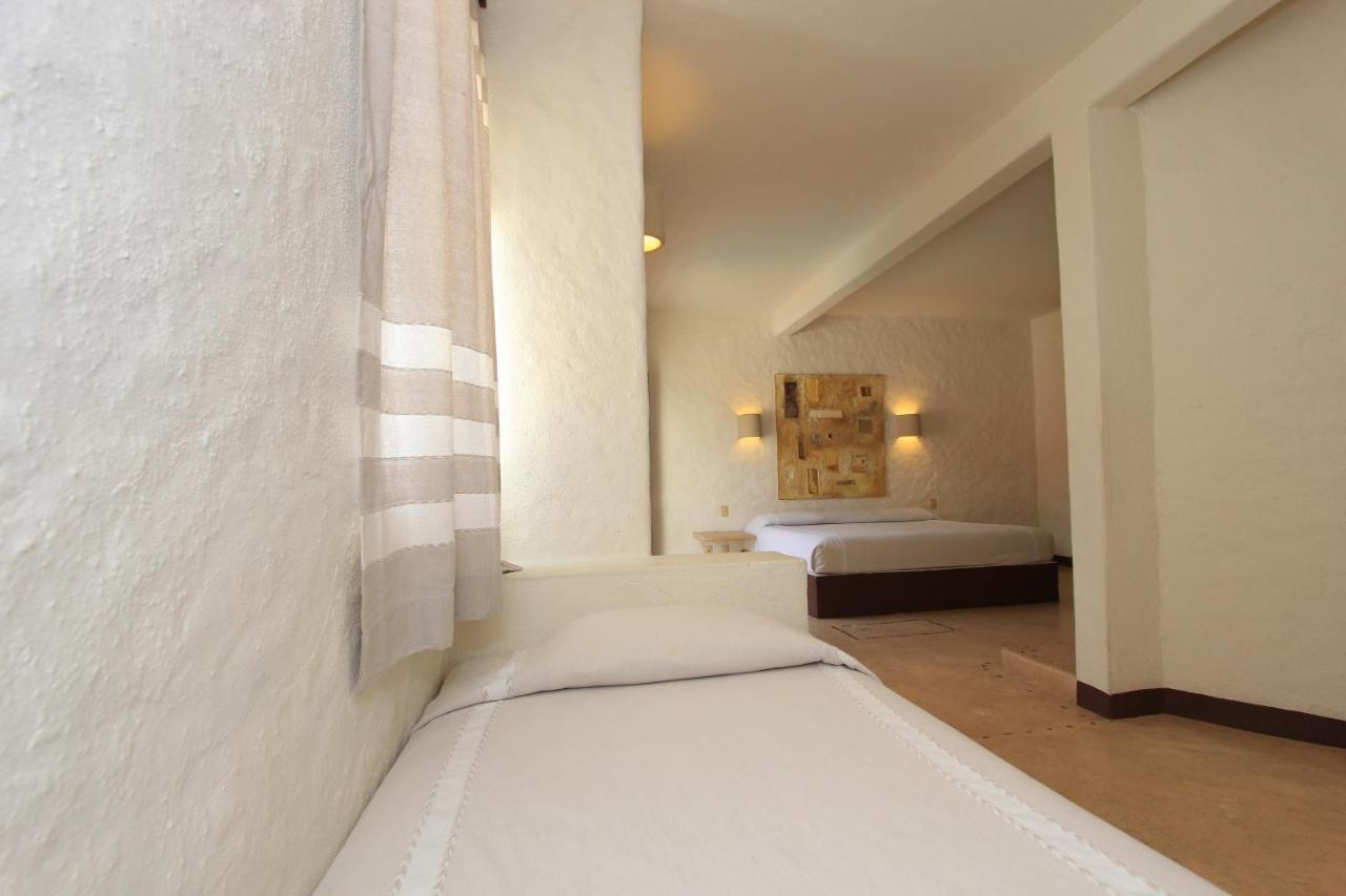 Hotel Plaza Tangolunda Luaran gambar