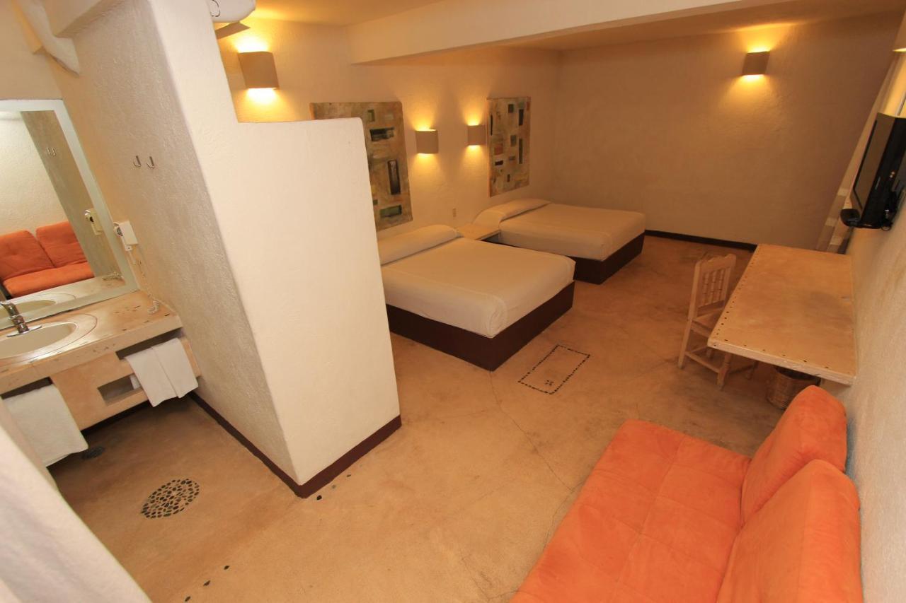 Hotel Plaza Tangolunda Luaran gambar