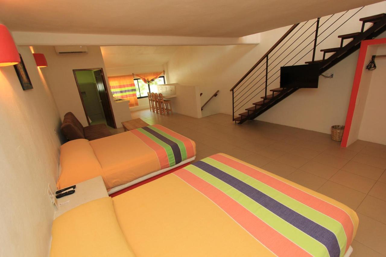 Hotel Plaza Tangolunda Luaran gambar