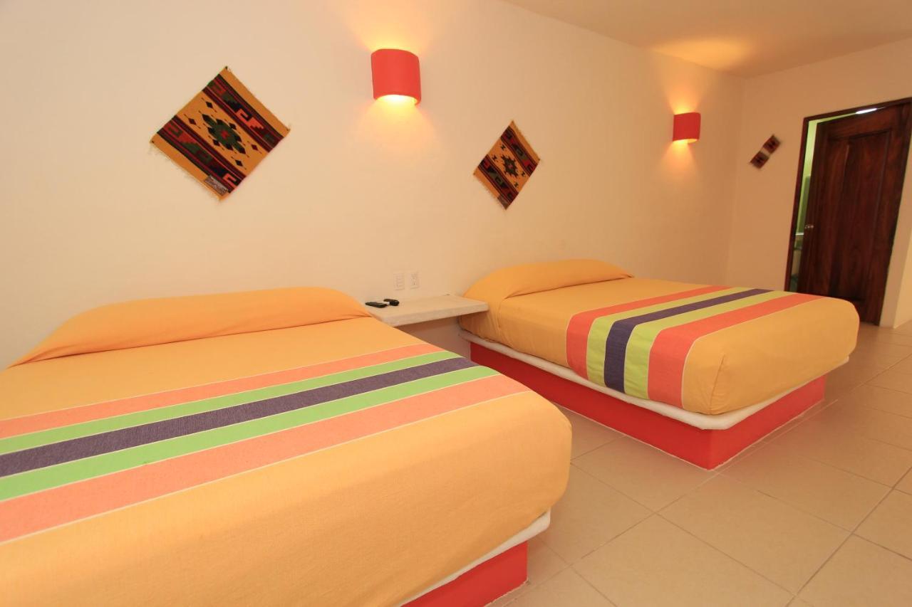 Hotel Plaza Tangolunda Luaran gambar