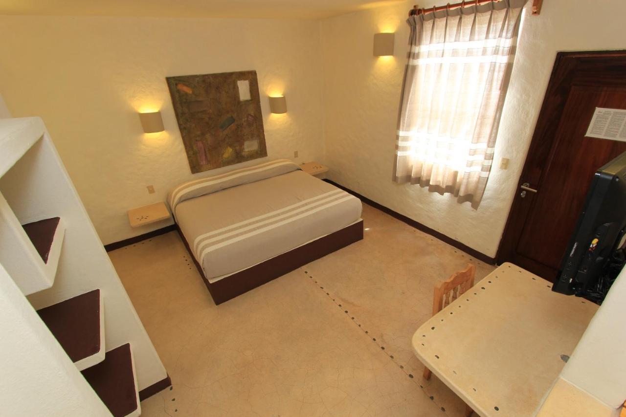Hotel Plaza Tangolunda Luaran gambar