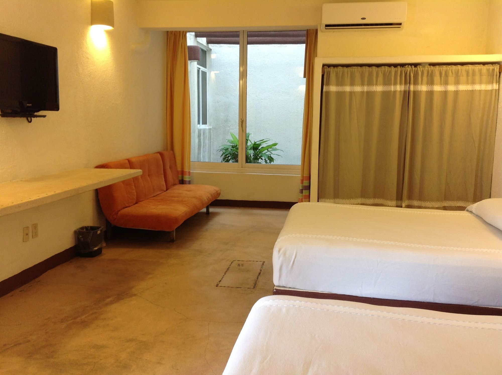 Hotel Plaza Tangolunda Luaran gambar